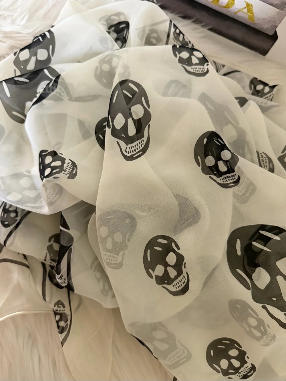 Alexander McQueen Skull Print Sheer Scarf - White and Black -